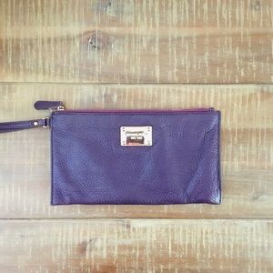 Michael Kors wristlet